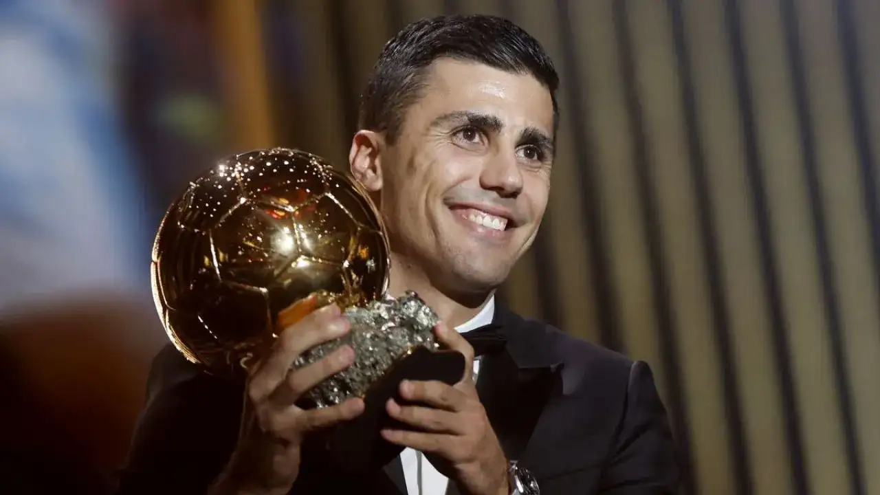 Kto dostał złotą piłkę? Zaskakujące wyniki i emocjonujące historie