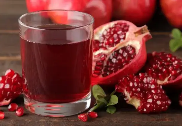 Jak długo można pić sok z granatu? Bezpieczne dawkowanie i skutki uboczne