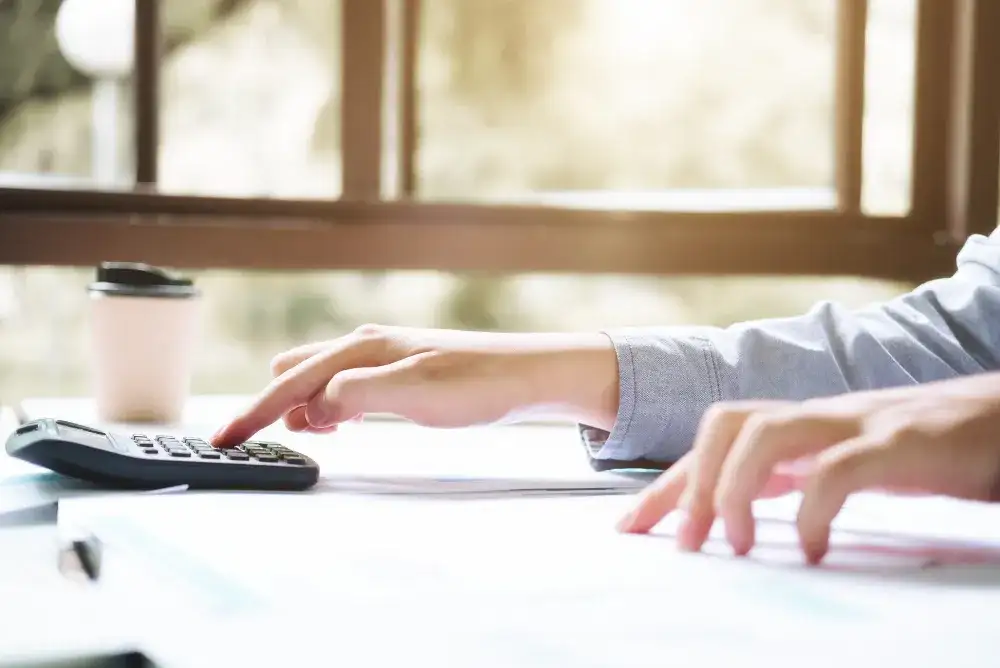 Co to jest restrukturyzacja zadłużenia i jak uniknąć finansowych pułapek