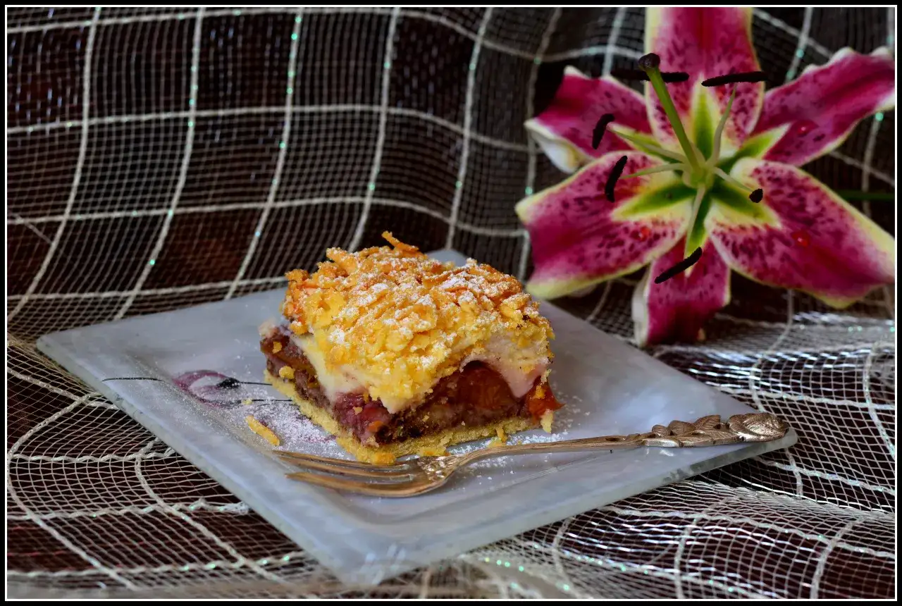 Pyszne ciasto pleśniak z budyniem - sprawdzony przepis krok po kroku