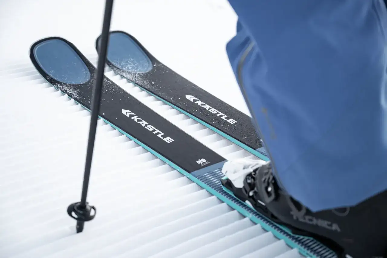 Jaka długość nart skiturowych? Kluczowe czynniki, które musisz znać