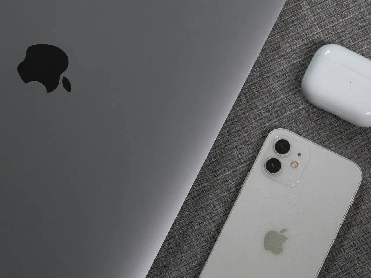 Jaki iPhone dla studenta będzie najlepszym wyborem?