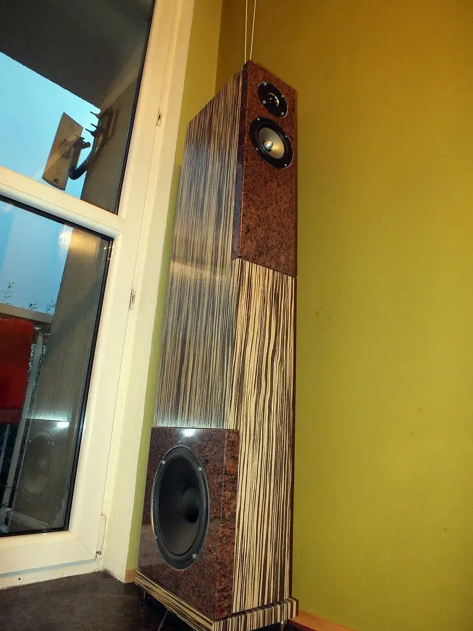 Jak zbudować kolumny DIY projekt, które zachwycą Twoich gości