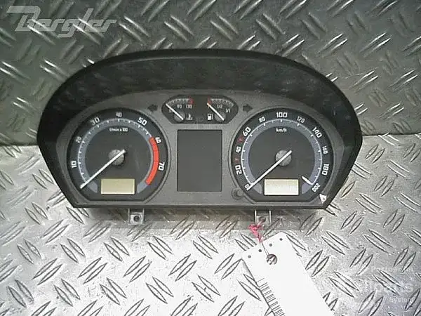 Tablica rozdzielcza Skody Fabii: Funkcje i innowacje, które zachwycą