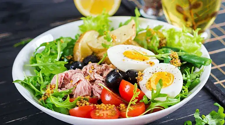 Jajka w diecie mężczyzn: wpływ na zdrowie i zalecane spożycie dzienne