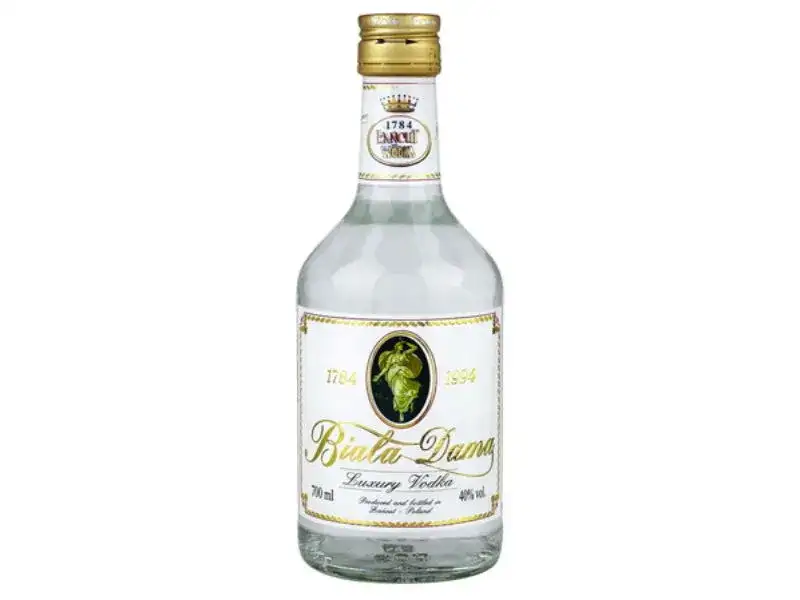 Biała dama wódka gdzie kupić - najlepsze miejsca i ceny w Polsce