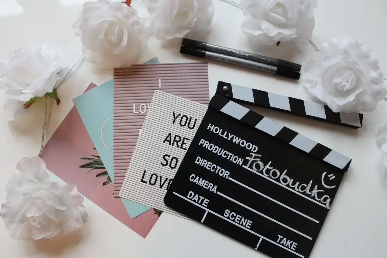 Ile kosztuje fotobudka na wesele? Sprawdź ceny i uniknij ukrytych kosztów!