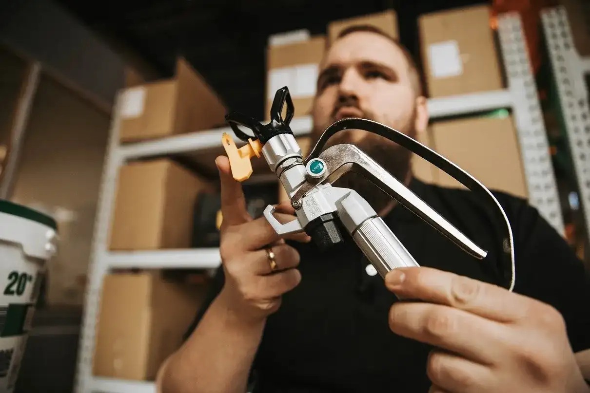 Jak wybrać dyszę do pistoletu do malowania – kluczowe wskazówki i porady