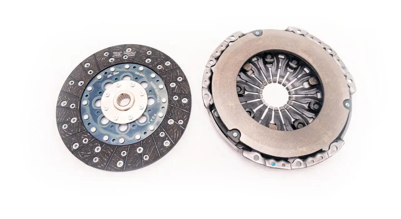 Objawy kończącego się sprzęgła, które mogą zaskoczyć każdego kierowcę