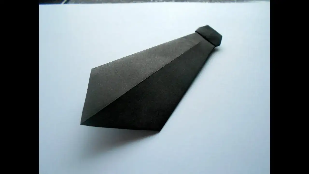 Jak zrobić krawat z papieru: Prosty tutorial krok po kroku