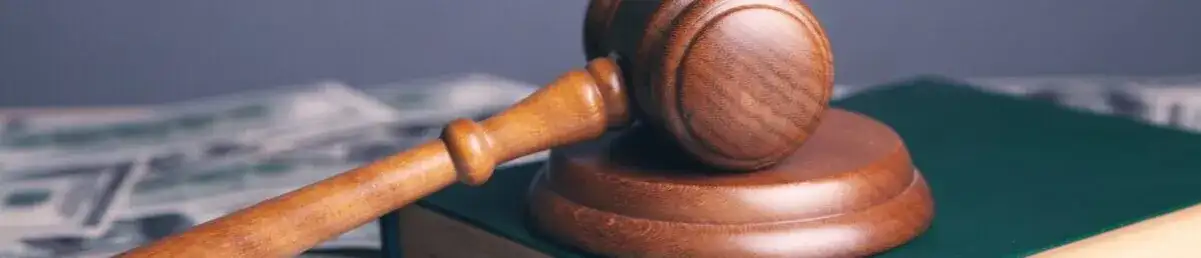 Ile trwa rozprawa w sądzie dla nieletnich? Sprawdź kluczowe czynniki