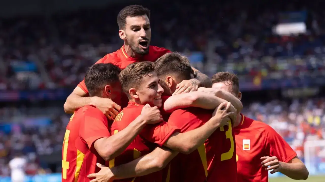 Kto gra w piłkę nożną na olimpiadzie? Zaskakujące drużyny i zawodnicy