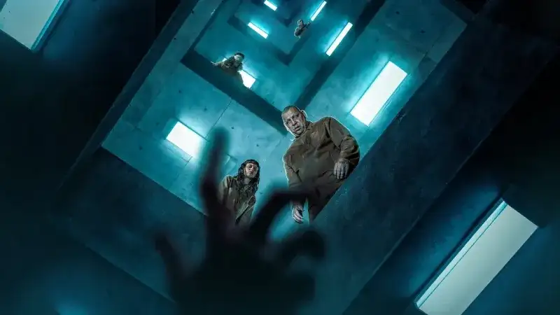 Platforma 2: Wnikliwa recenzja filmu, który nie spełnia oczekiwań widzów