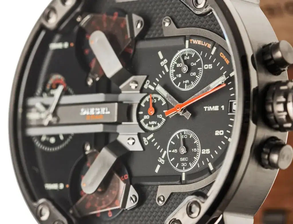 Zegarek męski Diesel dz7332 - poznaj jego unikalne cechy i opinie