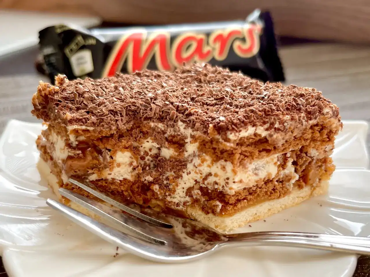 Najlepszy przepis na domowe ciasto mars - szybkie i bez pieczenia