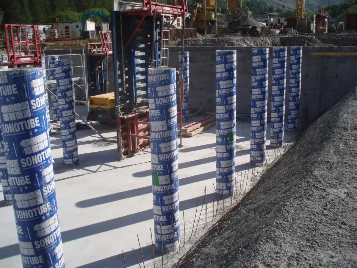 Tube coffrage carton 200 mm : solutions efficaces pour vos projets béton