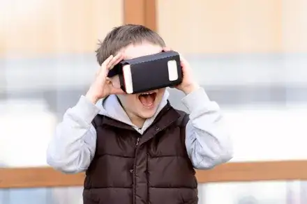 Czy okulary VR są bezpieczne dla dzieci? Od jakiego wieku można ich używać?