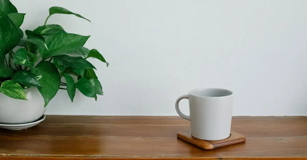 Stolik drewno z żywicą: wzory, funkcjonalność i jak dopasować do wnętrza?