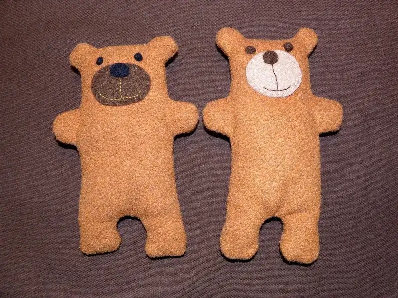 Jak zrobić pluszowego misia z łatwych do znalezienia materiałów