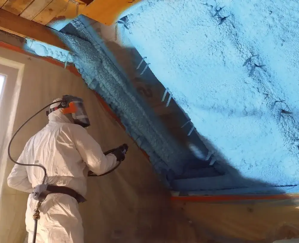 Jaka piana PUR najlepsza? Porównanie i kryteria wyboru izolacji