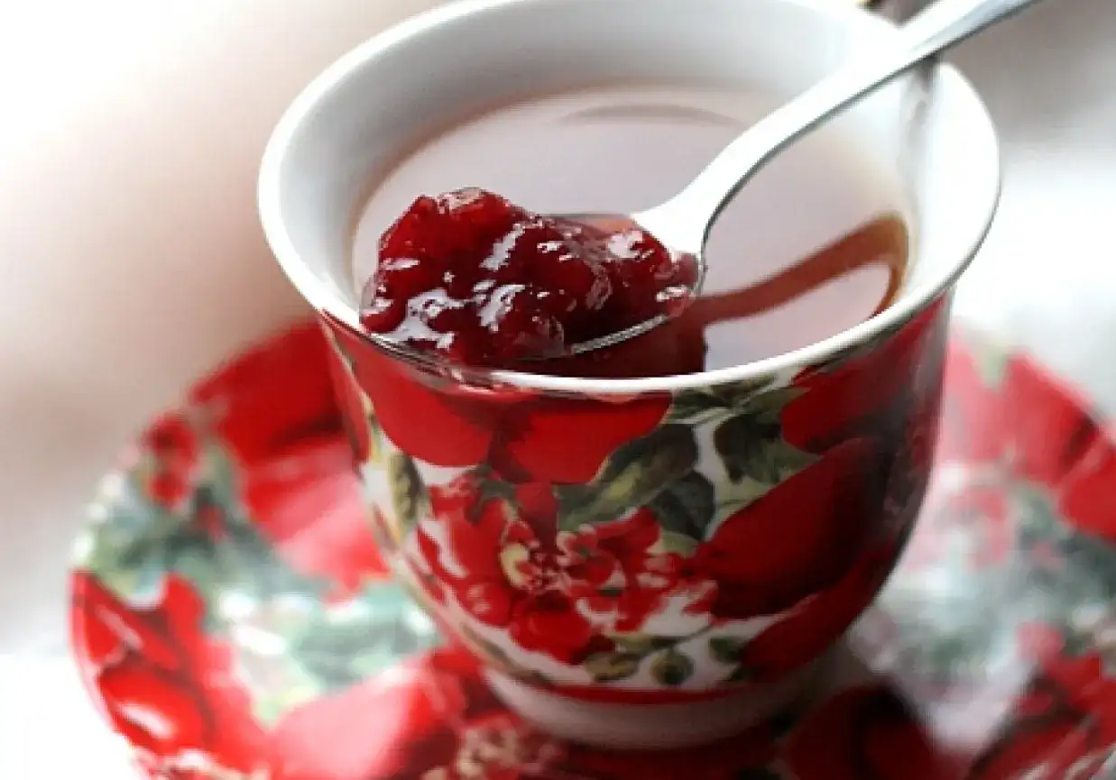 Tradycyjna herbata po rosyjsku przepis: jak zrobić idealny czaj z konfiturą