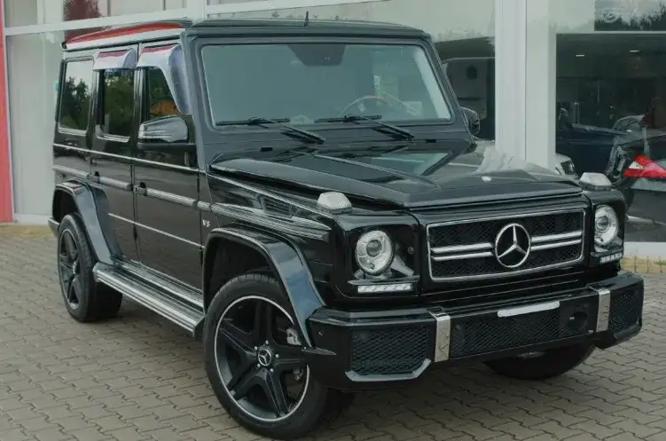 Mercedes-Benz Klasa G – luksusowy SUV z wyjątkowymi możliwościami terenowymi