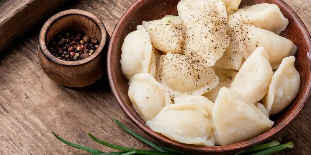 Tradycyjne potrawy regionalne Mazur – historia, składniki i gdzie ich spróbować