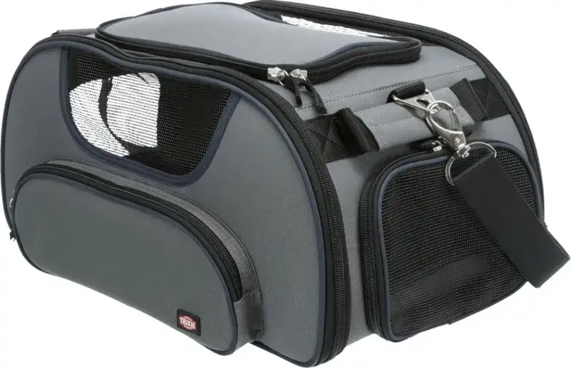 Jak wybrać transporter dla psa do samolotu: niezbędne wymogi bezpieczeństwa