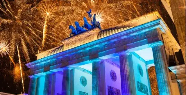 Co Niemcy oglądają na Nowy Rok? Zaskakujące tradycje TV