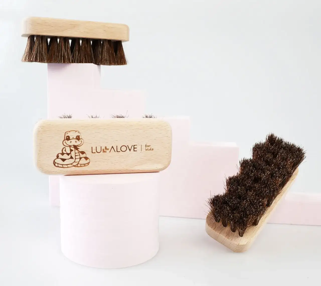 Szczotka sensoryczna dla dzieci – jak pomaga w terapii i regulacji układu nerwowego