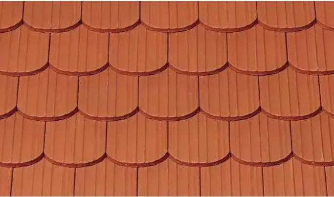 Ile kosztuje dachówka karpiówka? Sprawdź ceny i oszczędź na dachu
