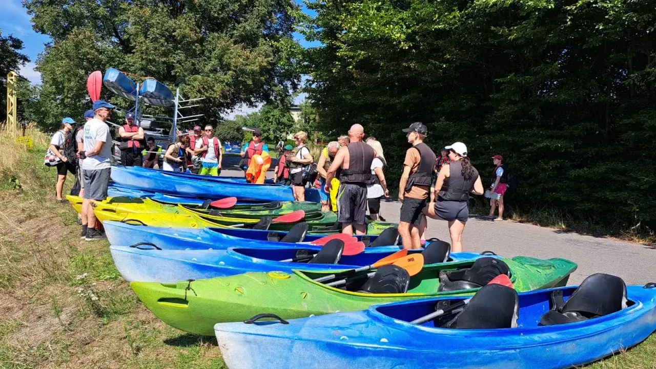 Niezapomniane spływy kajakowe w Rybniku - najlepsze trasy i porady