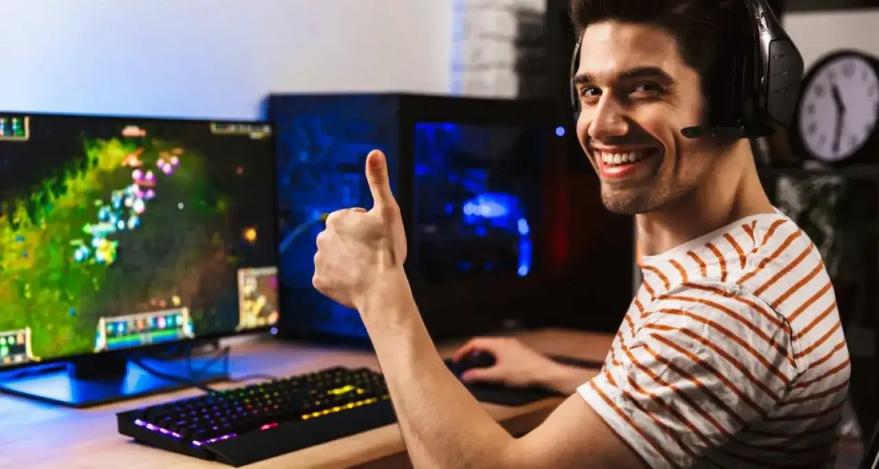 Jaki monitor do gier? Wybierz mądrze, zyskaj przewagę w grze!