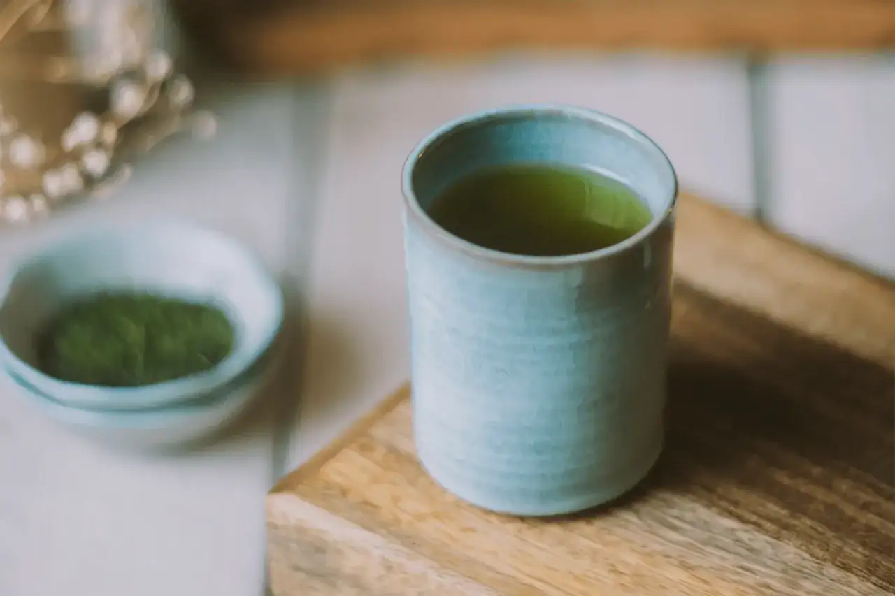 Jaka herbata nie zostawia osadu? Poznaj najlepsze opcje bez resztek