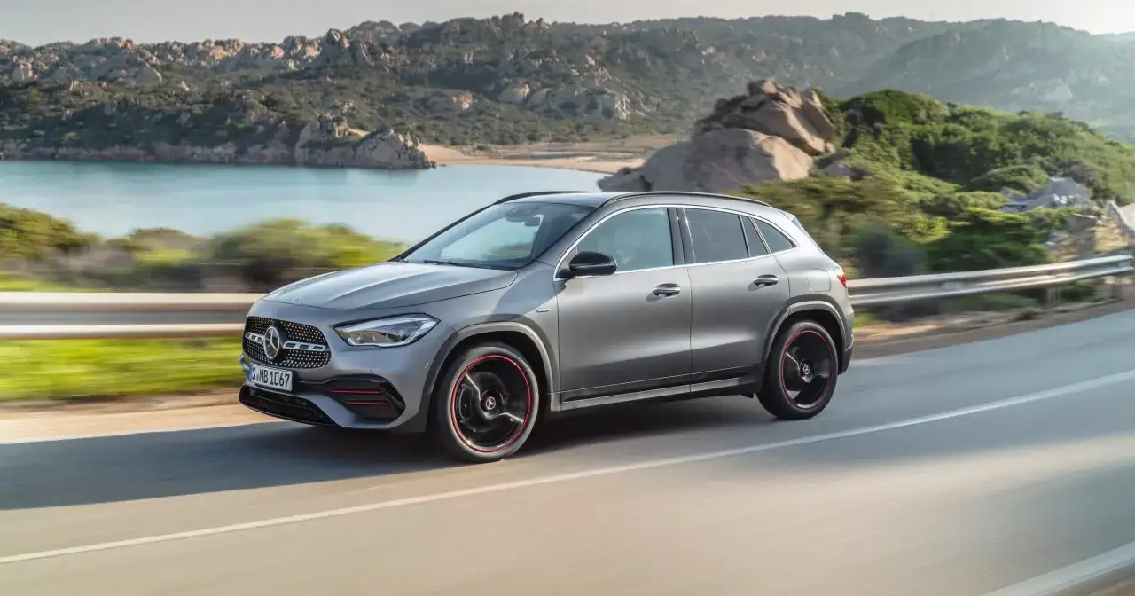 Opinie właścicieli Mercedes GLA: zalety i wady auta w recenzjach