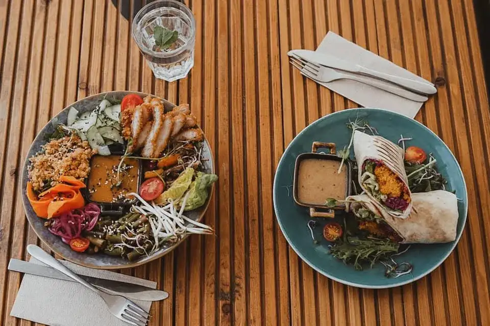 Najlepsze miejsca, gdzie zjeść w Gdańsku – unikaj rozczarowań