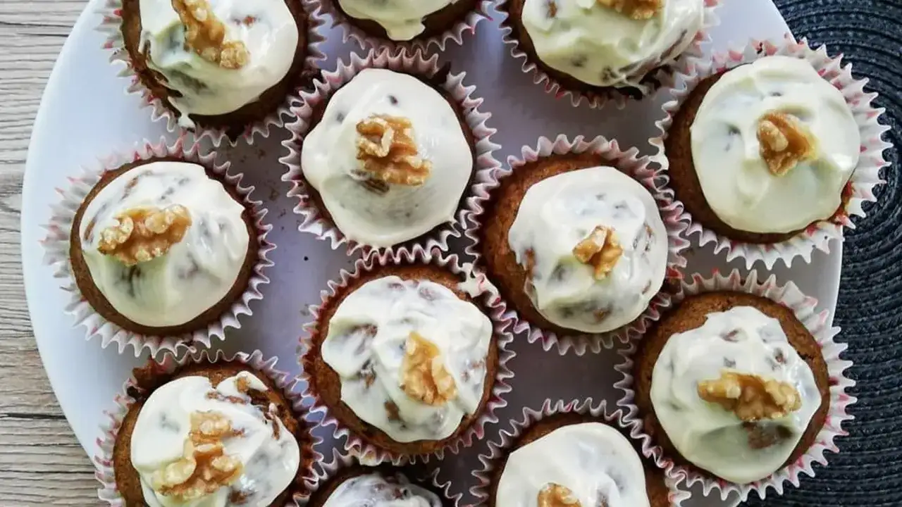 Najlepszy przepis na muffinki marchewkowe bez cukru - zdrowa przekąska fit