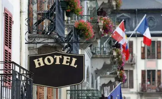 Hotel czy motel? Jak wybrać nocleg idealny dla Twojej podróży