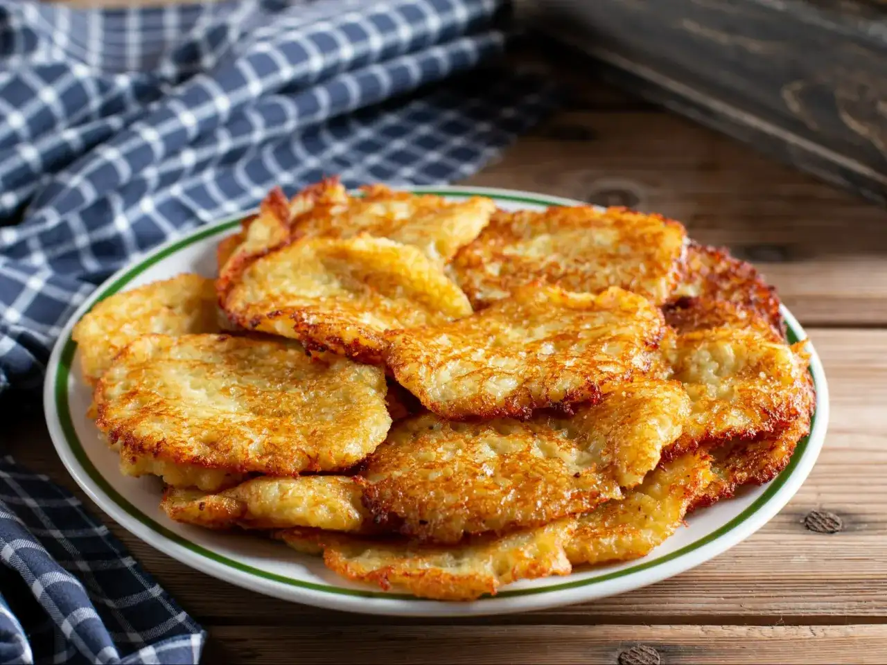 Jak sprawić, by placki ziemniaczane były chrupiące dzięki prostym dodatkom