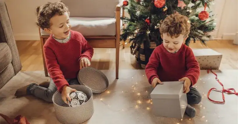 Co kupić chrześniakowi pod choinkę? 10 wyjątkowych pomysłów na prezent