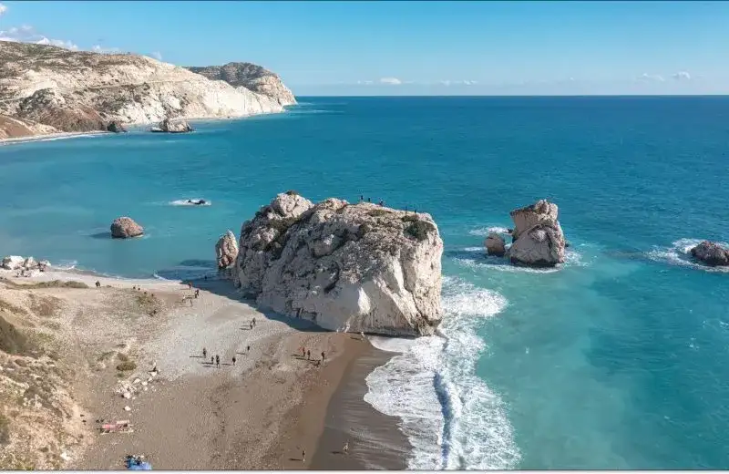 Cypr czy jest bezpiecznie? Fakty, które musisz znać przed podróżą