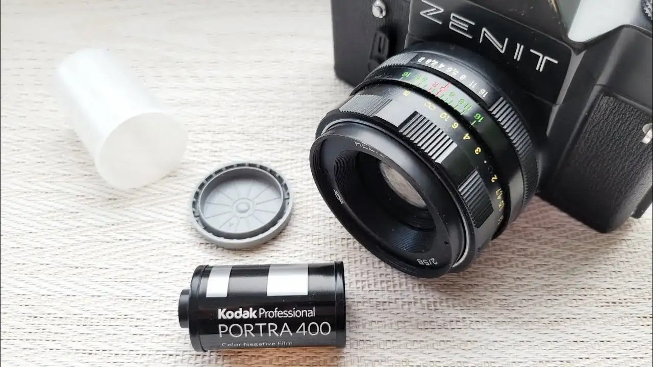 Jak wyjąć kliszę z aparatu? Poradnik krok po kroku