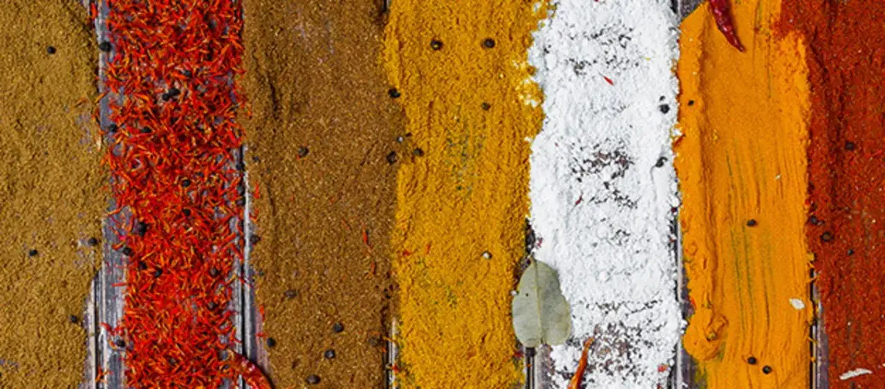 Czy przyprawy są zdrowe? Odkryj ich korzyści i potencjalne ryzyko