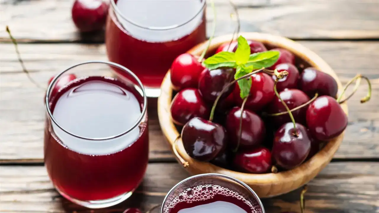 Sok z wiśni bez drylowania: Czy to możliwe i bezpieczne? Sprawdź!