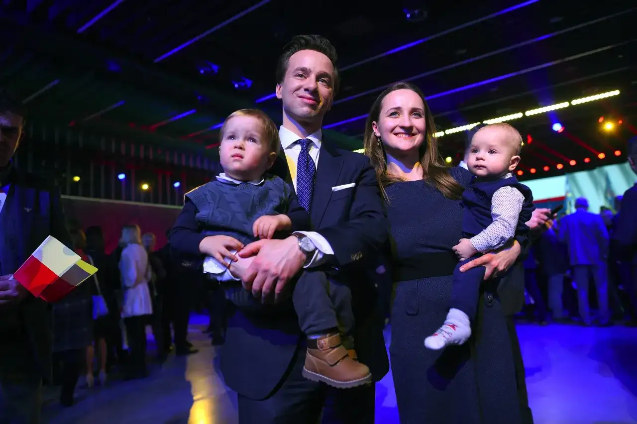 Krzysztof Bosak: Ile ma dzieci? Poznaj szczegóły rodziny polityka