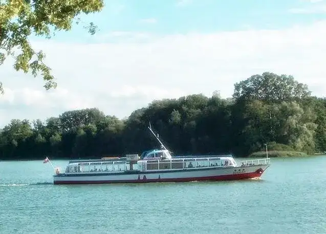 Gdzie leży jezioro Gopło? Odkryj jego lokalizację i otoczenie