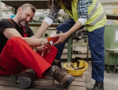 Kto ma obowiązek udzielić pracownikowi pierwszej pomocy w firmie?