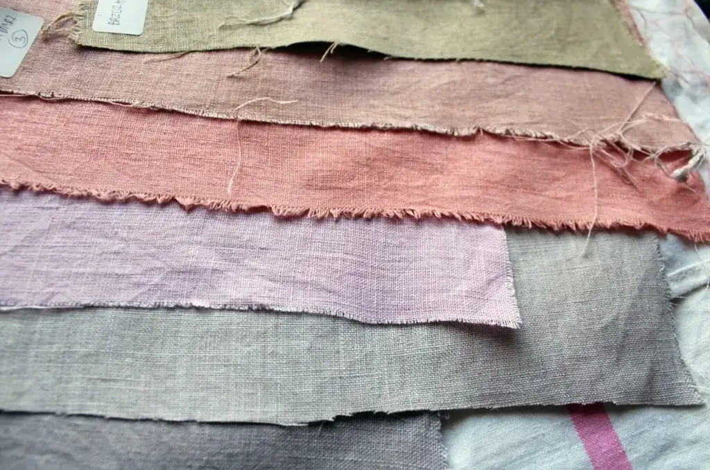 Jak zafarbować ubranie bez barwnika i uzyskać piękne kolory naturalnie