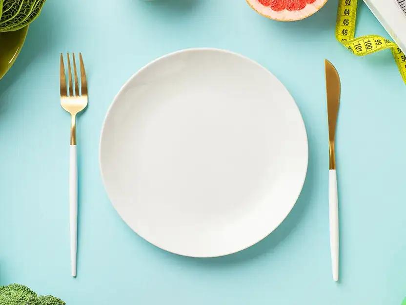 Trening na czczo czy po jedzeniu: co wybrać dla lepszych efektów?