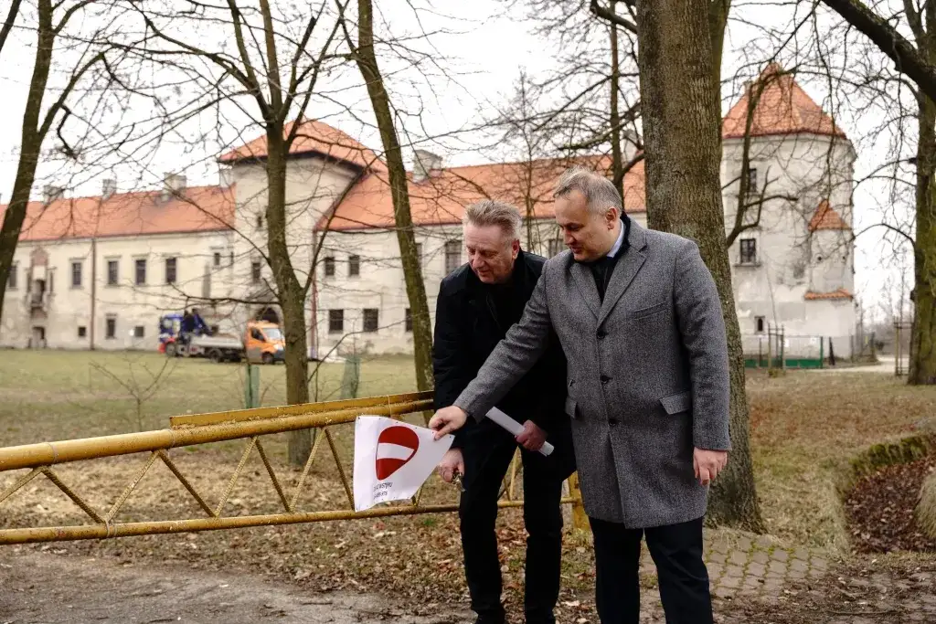 Zamek w Bykach: Historia, plany rewitalizacji i znaczenie dla regionu